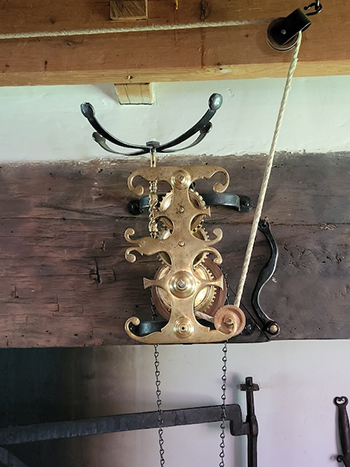Clock jack